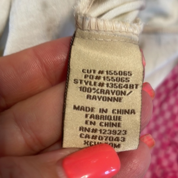 XCVI RAYON 3/4 sleeve tie dye blouse / top V neck raw edges boho stretch back M - Picture 14 of 15